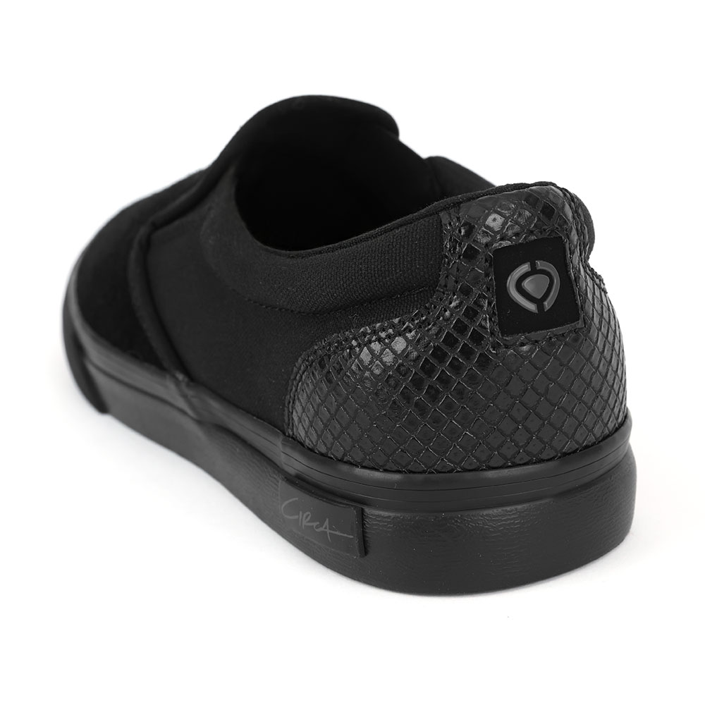 CORPUS - BLACK BLACK