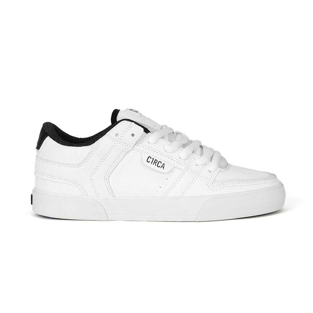 PRAM - WHITE BLACK